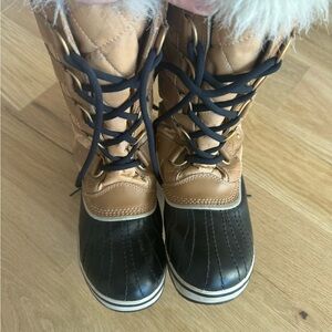 Sorel Women’s boots 7.5